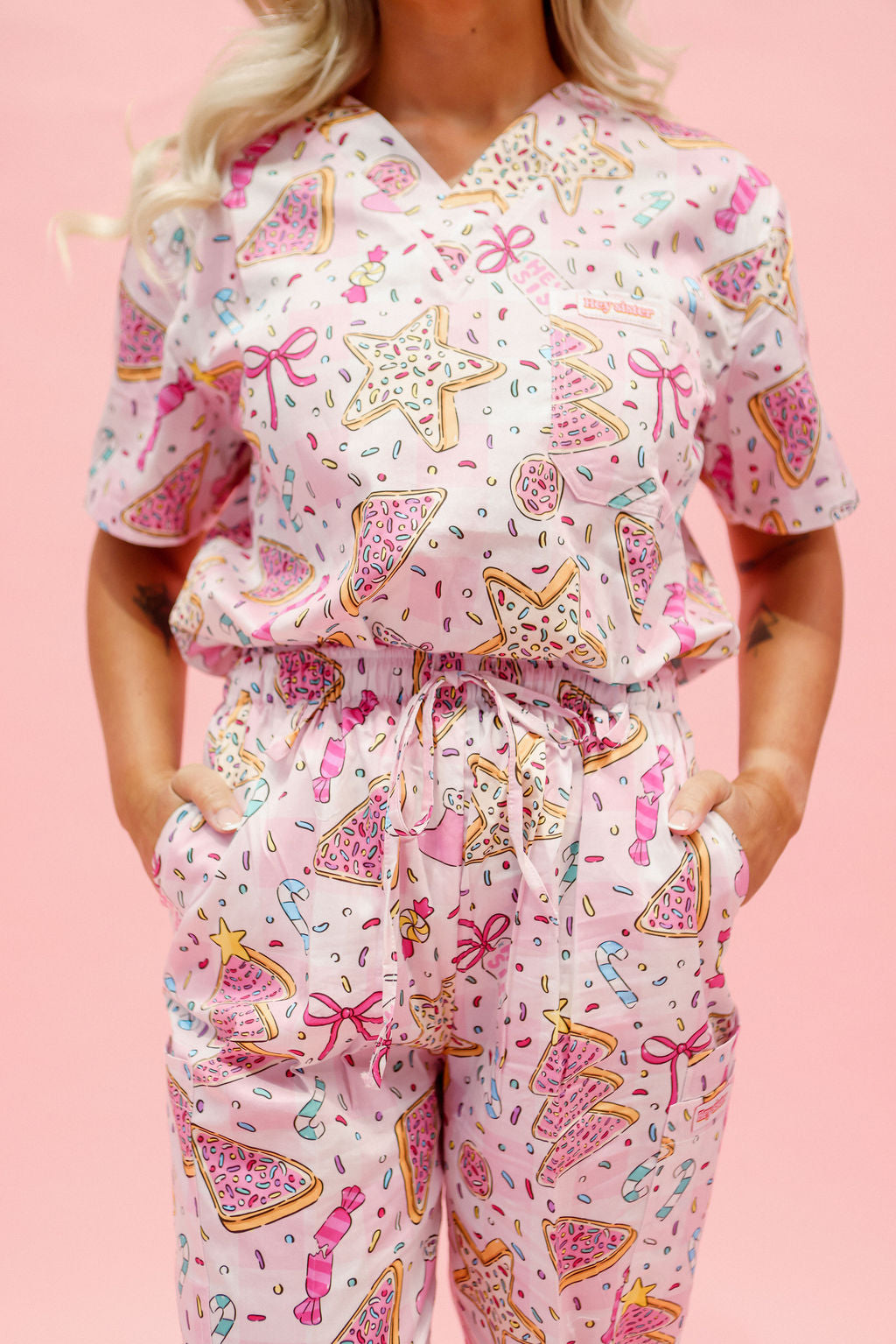 Sweet AF - Christmas Edit Scrubs 🍭